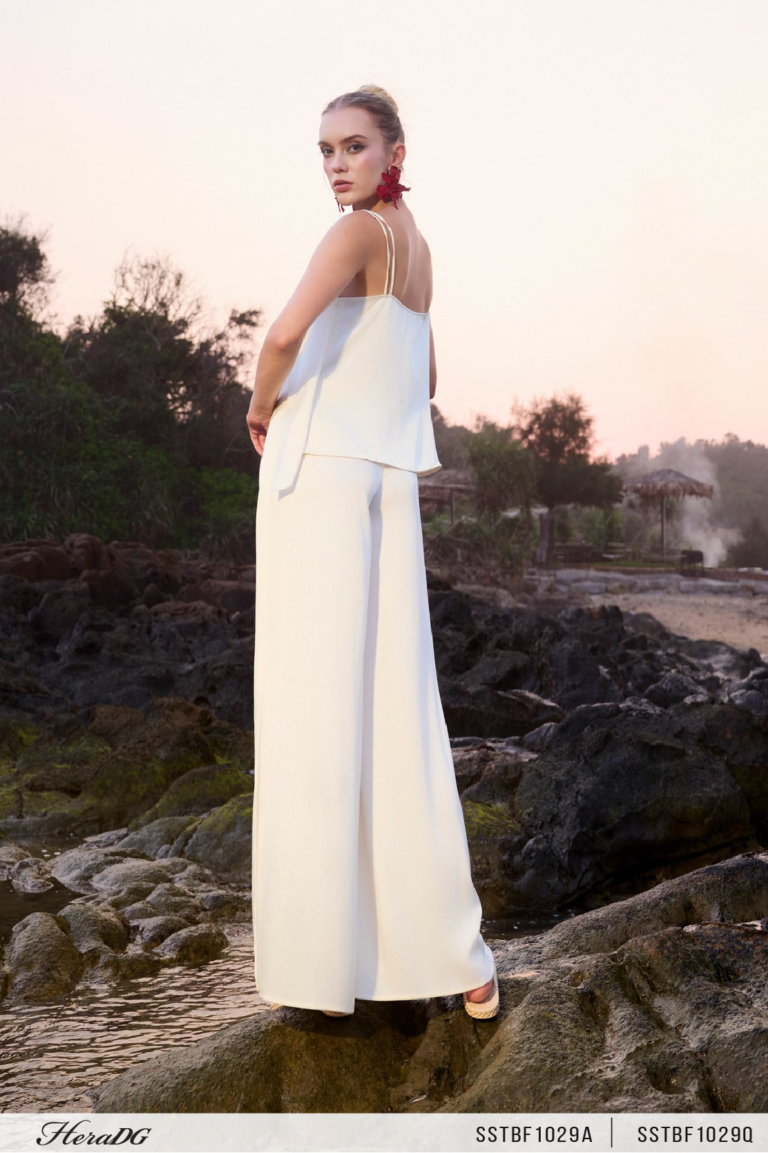 Ảnh của Áo lụa bèo đổ dọc thân